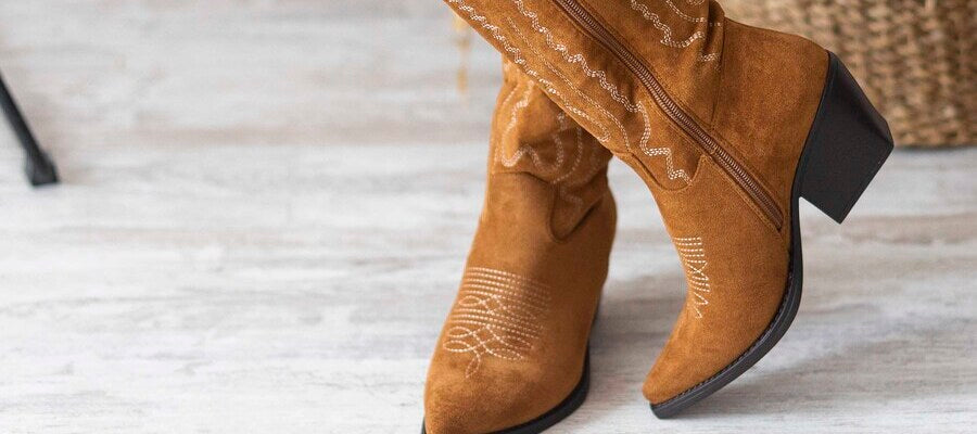 Cómo combinar unas botas cowboy