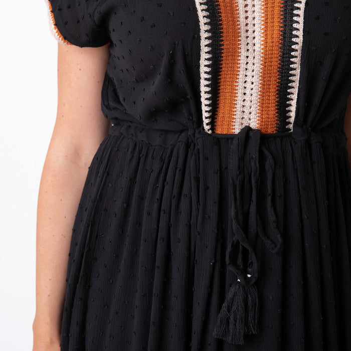 Vestido Cuello Crochet - Negro